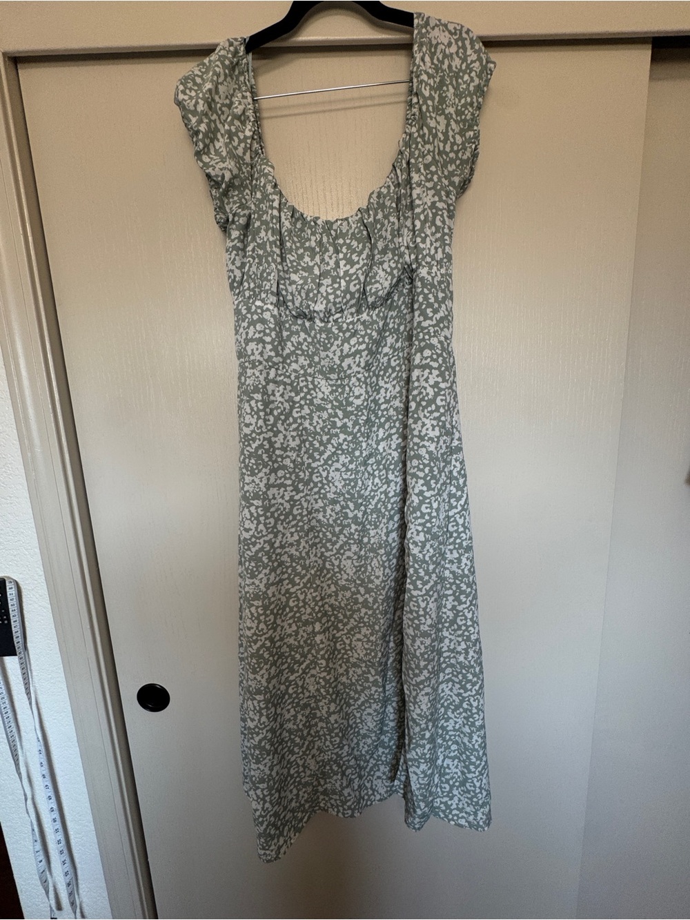 Abercrombie & Fitch Mint Green Floral Midi Dress